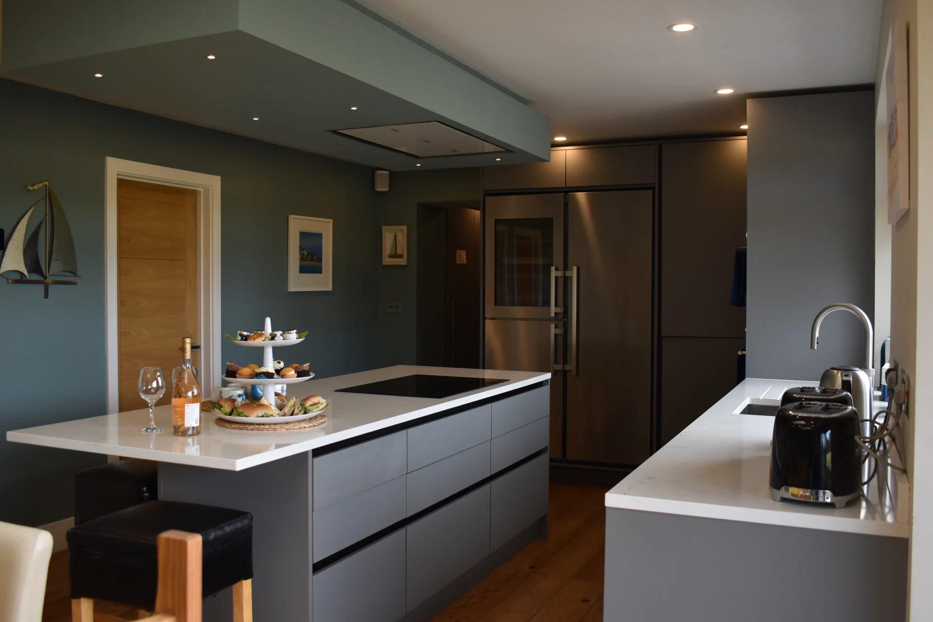 kitchen3 w food